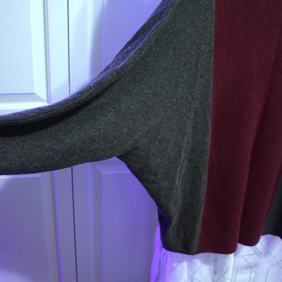 Garnet Hill | Gray & Sangria Cashmere Sweater - Picture 3 of 8